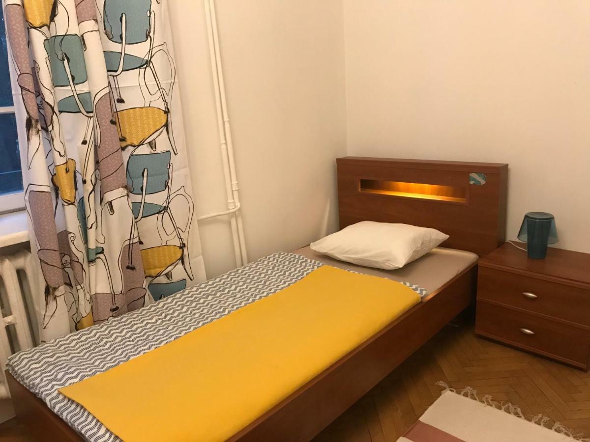 Mal's Apartment